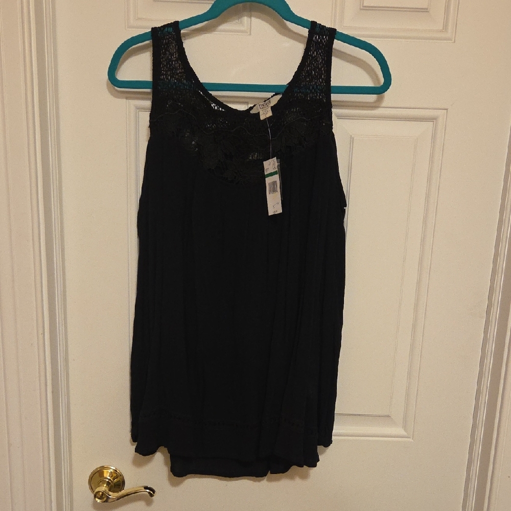 Vintage America Elegant Black Cold Shoulder Top with Lace Detail